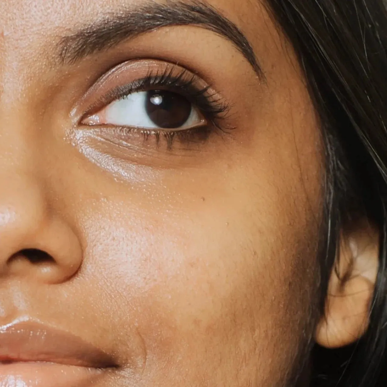 Essential Mascara - Zero Waste Mascara, Vegan, Cruelty Free, Organic
