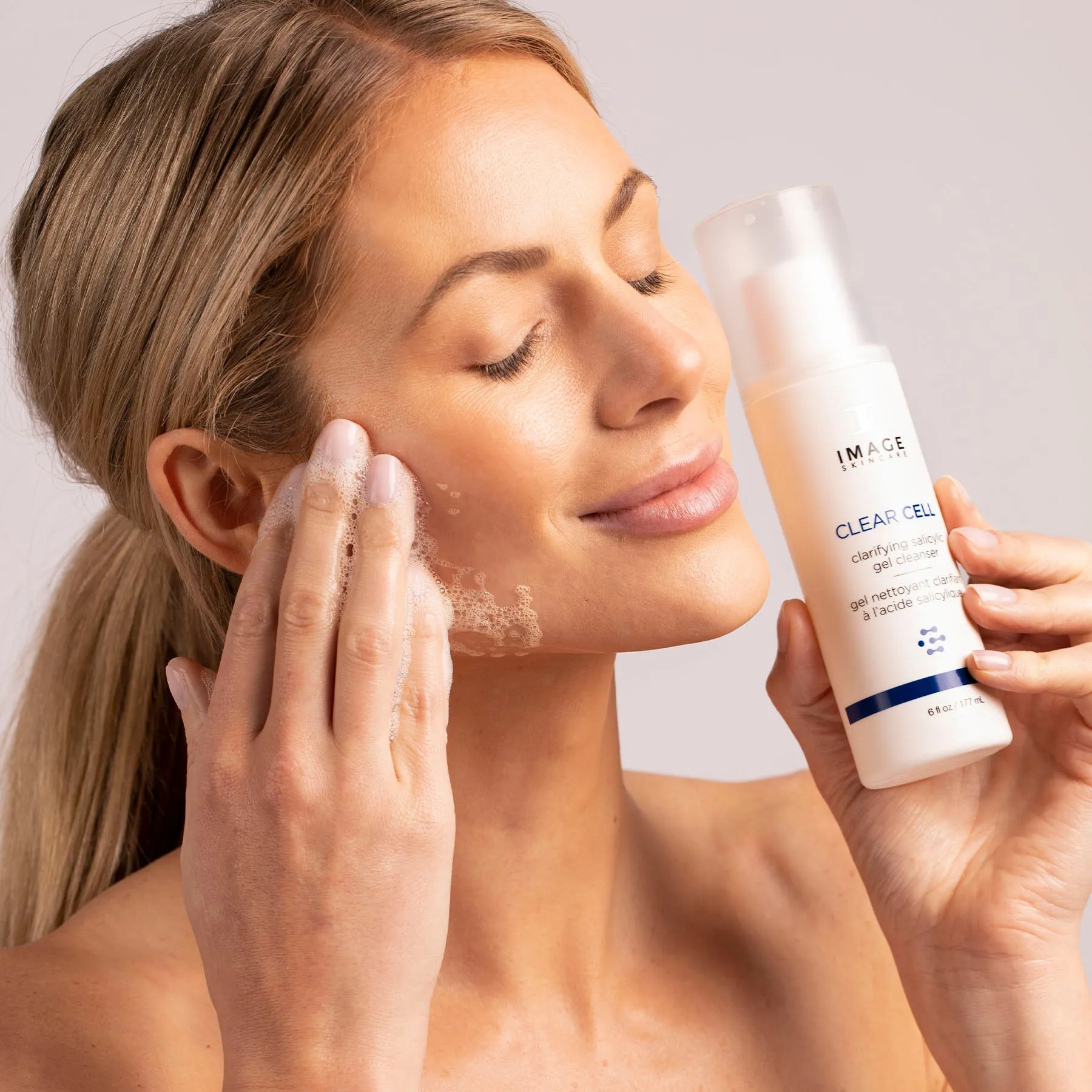 IMAGE CLEAR CELL Clarifying Gel Cleanser
