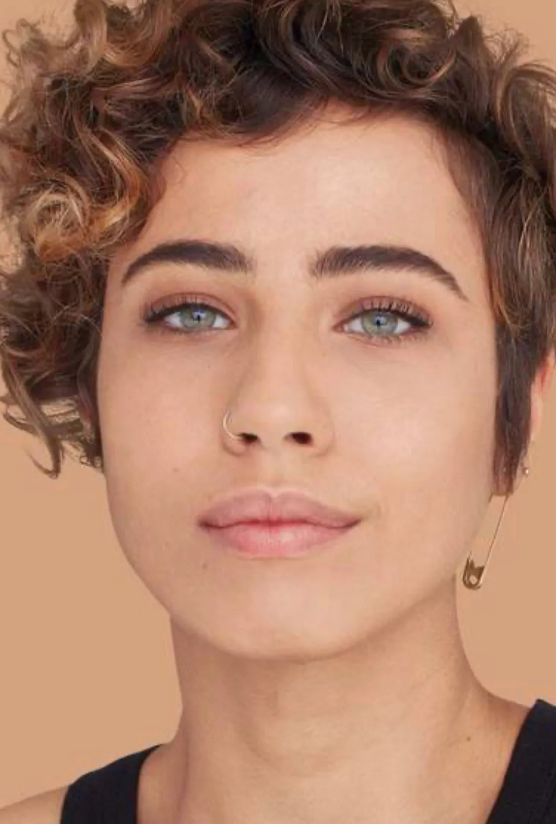 MAYBELLINE Fit Me Matte   Poreless كريم الأساس خفيف الوزن من ميبيلين فت مي